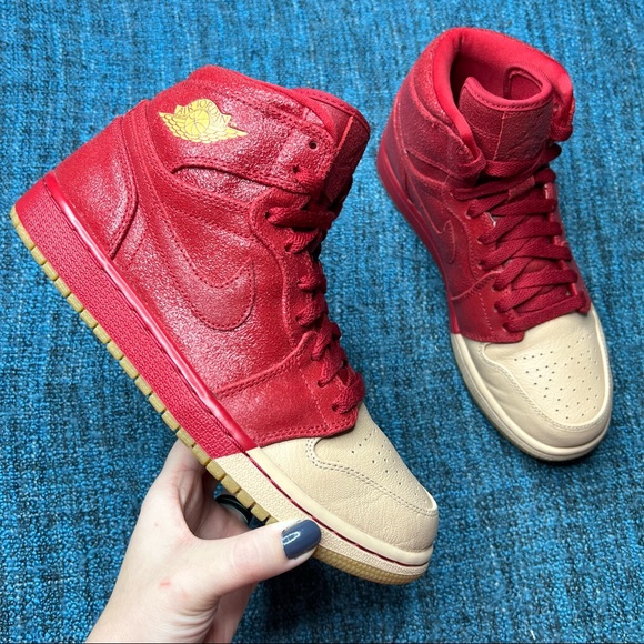 tan and red jordan 1